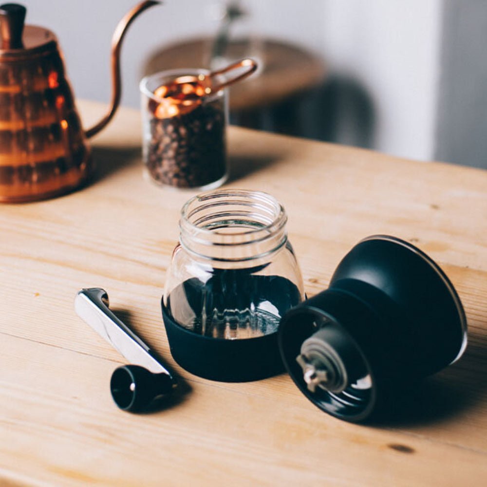 Hario Skerton Pro Ceramic Coffee Grinder - Image 4